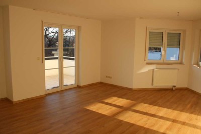 Sonnige 3-Zimmer-Wohnung mit Balkon und Einbauküche in Bad Kissingen