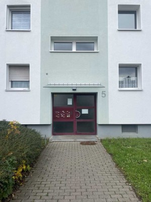 PROVISIONSFREI! Geschmackvolle 3-Raum-Wohnung mit gehobener Innenausstattung in Bad Vilbel