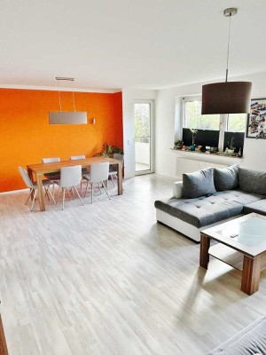 Moderne helle geräumige 3,5 Zimmerwohnung mit Fenster in Bad und Küche