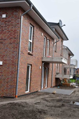 RESERVIERT - Erstbezug: Eine schöne 3-Zi.-Wohnung + Terasse in Hatten