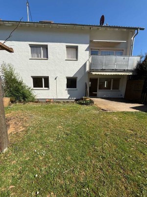 Stilvolle 3,5 Erdgeschoss- Terrassenwohnung mit Sauna von PRIVAT