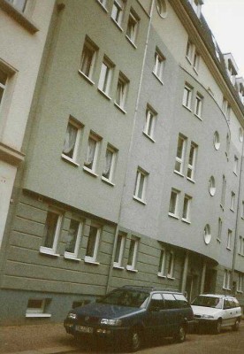 Ansprechende 2-Zimmer-Wohnung mit gehobener Innenausstattung mit Balkon und Einbauküche in Leipzig