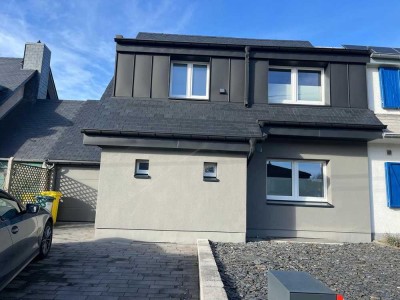 Stilvolle Doppelhaushälfte / ruhige Lage / Lichtenbusch / Nähe Aachen