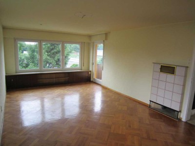 Helle 3-Zi.-Wohnung mit Südbalkon