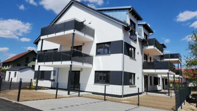 sonnige 3-Zi DG Wohnung mit Balkon Schierling -Erstbezug-