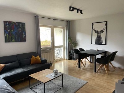 Schöne 2-Zimmer-Wohnung mit Balkon und Einbauküche