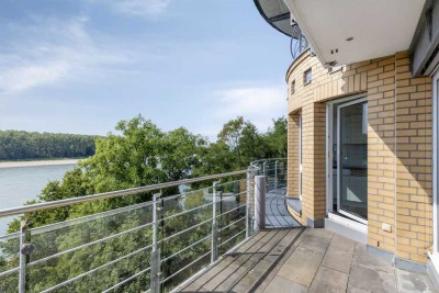 Rheinblick inklusive – lichtdurchflutete 4-Zimmer-Wohnung für Paare & Familien in Köln-Porz-Ensen