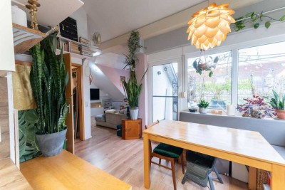Exklusive 2,5-Zimmer-Dachgeschosswohnung mit Dachterrasse und großzügiger Deckenhöhe
