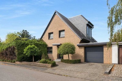 Modernisiertes Einfamilienhaus mit Südgarten, Solar & Fußbodenheizung in ruhiger Lage von Heppendorf