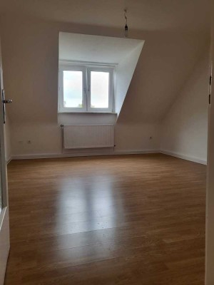 Helle 3-Zimmer Dachgeschosswohnung in Kassel-Süd