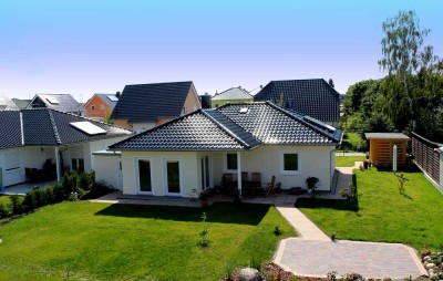 gemütlicher Bungalowneubau, Borna, Siedlung Lerchenberg