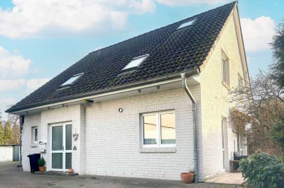 Vielseitiges Einfamilienhaus mit Anbau und Gartenidylle in Rahlstedt