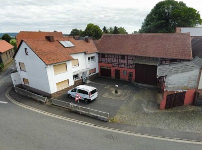 Charmantes Einfamilienhaus mit großem Grundstück in idyllischer Lage Ideal für Pferdehaltung