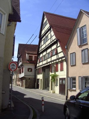 4,5 Zi.-Whg. mit Balkon in kompl. saniertem denkmalgesch. MFH in der Alt-/Innenstadt in Tübingen