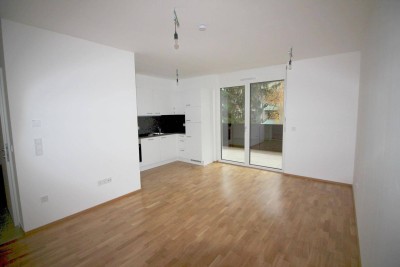 ERSTBEZUG! MODERNE 3-ZIMMER-WOHNUNG MIT GROSSEM BALKON UND TIEFGARAGE