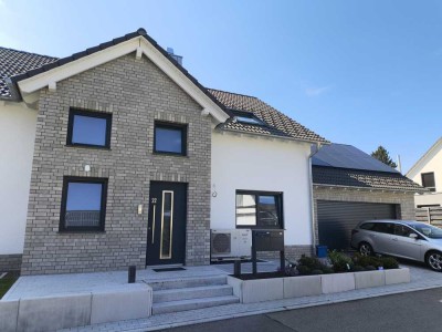Neubau 3,5-Zimmer-Dachgeschosswohnung mit gehobener Innenausstattung in Oberndorf am Neckar