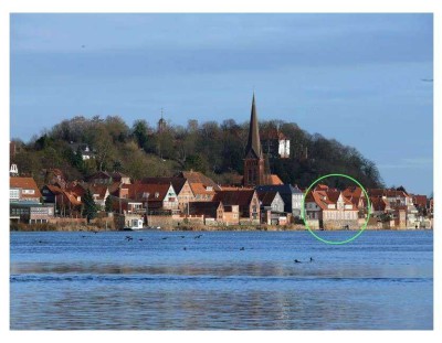 Elbblick pur... Wohnen auf 2 Ebenen- direkt am Wasser