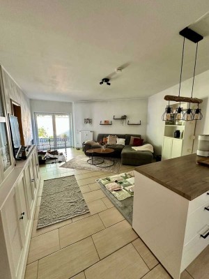 Exklusive 3-Zimmer-EG-Wohnung mit Terrasse und EBK