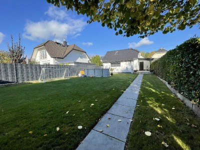 Ruhig  und  grün, doch top angebunden – Ihr kernsaniertes Einfamilienhaus in Hennef! Sofort f