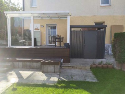 Hell zentral neu renoviert 2 ZKB möbliert