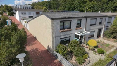 Gepflegtes Reihenendhaus in ruhiger Wohngegend am Waldrand
