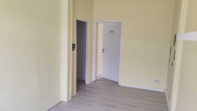 Kleine Büroeinheit mit Besprechnungsraum in Waldheim