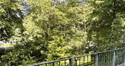 Große Wohnung, aktuell saniert mit großer Loggia in Gelsenkirchen Feldmark