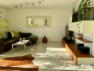 Hübsche Dachwohnung mit dem praktischem Wow