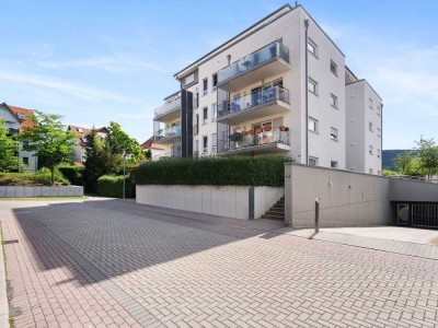 *Provisionsfrei* Freistehende Eigentumswohnung mit Garten u. Tiefgarage!