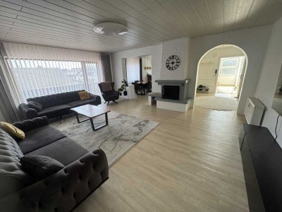 Großzügige 3-Zimmer-Wohnung mit Kamin, 12 m Balkon & optionaler Küche – 120 m² Wohnkomfort