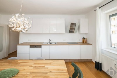 Itzling: Raum zum Leben – Möblierte 4-Zimmer-Stadtwohnung mit Balkon in Salzburg