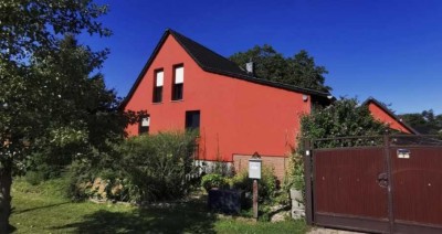 Charmantes Einfamilienhaus mit Garage in Breitenhagen