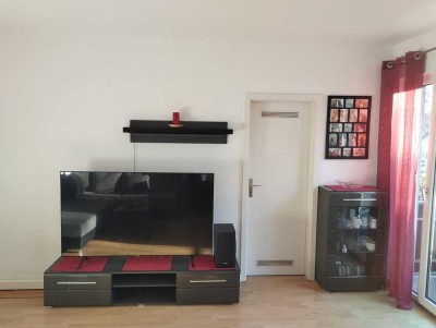 Vollmöblierte 3-Zimmer Wohnung mit Balkon in Essen (Universitätsviertel) zu vermieten