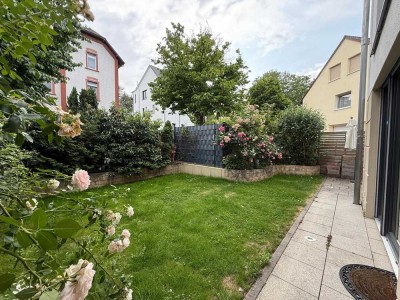 BAD SODEN - Premium Living in traumhafter 4-Zimmer-Gartenwohnung