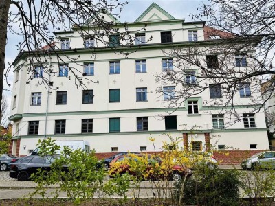 Kapitalanleger aufgepasst! TOP 2 Zi.-Whg., hochwertige Ausstattg., EBK, ruhige und gefragte Lage