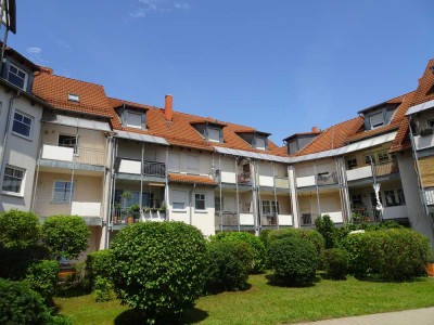 Vollmöbliertes Ein-Zimmer-Appartement im Erdgeschoss mit Carport in Herzogenaurach-Ost