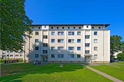 Hier steigt Ihnen keiner auf`s Dach! Schöne 3-Zimmer-Wohnung mit neuem Lamninatboden Balkon in Ahlen