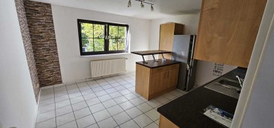 1-Raum-Wohnung mit Einbauküche in Lauenau