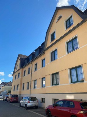 Charmantes DG-Apartment in idyllischer Lage
