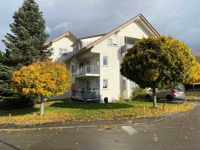 Gepfl. 4-Zi.-OG-Mietwohnung in BL-Dürrwangen im 6-Fam.-Haus in sonniger Aussichtslage