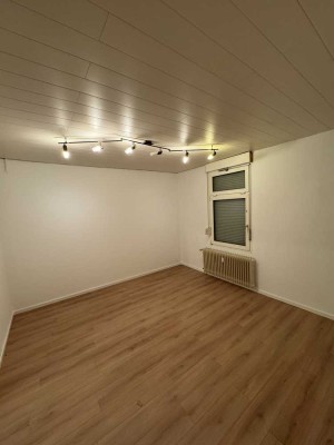 Vollständig renovierte 2-Raum-Wohnung in Remscheid