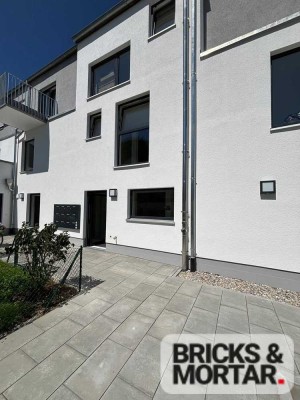 Moderne 2-Zimmer-Neubauwohnung mit Balkon zur Miete im Zentrum von Zusmarshausen – Erstbezug