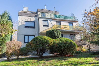 Mauer - Nähe Rosenhügel: DG-Wohnung mit zwei Terrassen und Garage