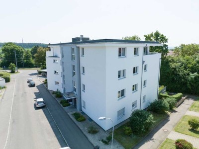 Moderne 4-Zi.-Whg. im EG mit Terrasse und Gartenanteil