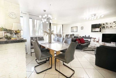 *Provisionsfrei* 4,5-Zimmer-Maisonette mit Balkon, 2 TG-Stellplätzen & Aufzug