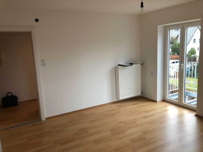 Schöne top renovierte 1,5 Zi Wohnung m. Balkon im Münchner Osten