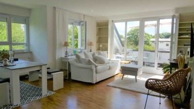 Sehr schöne helle 3-Zimmer-Maisonette-Wohnung mit 2 Balkonen in München/Untermenzing
