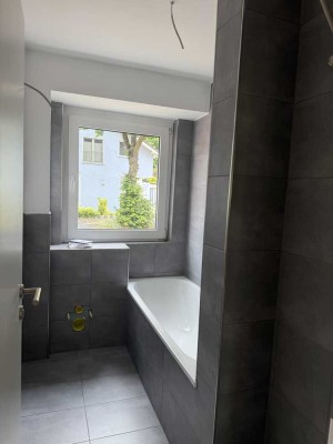 Sanierte schicke 2- Zimmer Single-Wohnung in guter Wohnlage!