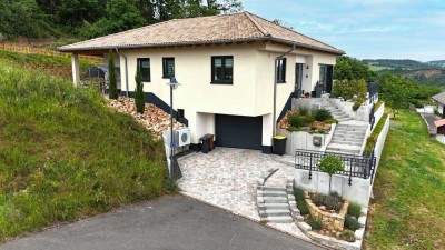 Mediterraner Wohntraum mit Weitblick – Design, Ruhe & Freiheit auf einer Ebene