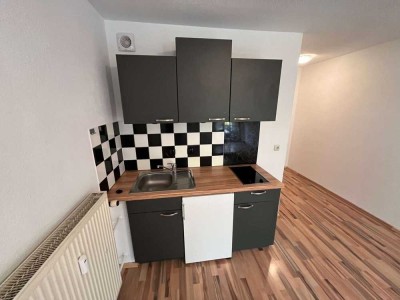 **Schönes 1 Zimmer Apartment mit kleiner Terrasse**